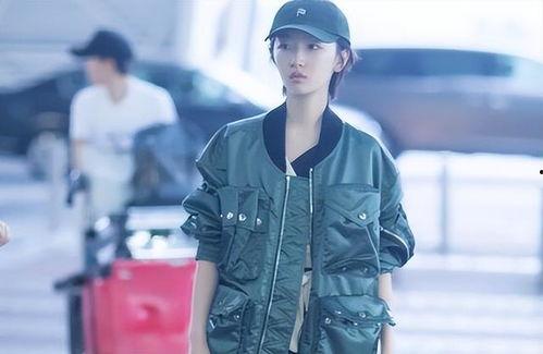 曾志伟周冬雨吃瓜